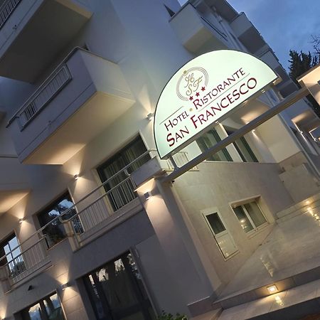 Hotel San Francesco Σαν Τζιοβάνι Ροτόντο Εξωτερικό φωτογραφία