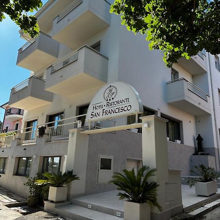 Hotel San Francesco Σαν Τζιοβάνι Ροτόντο Εξωτερικό φωτογραφία