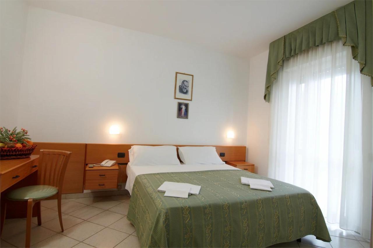 Hotel San Francesco Σαν Τζιοβάνι Ροτόντο Εξωτερικό φωτογραφία