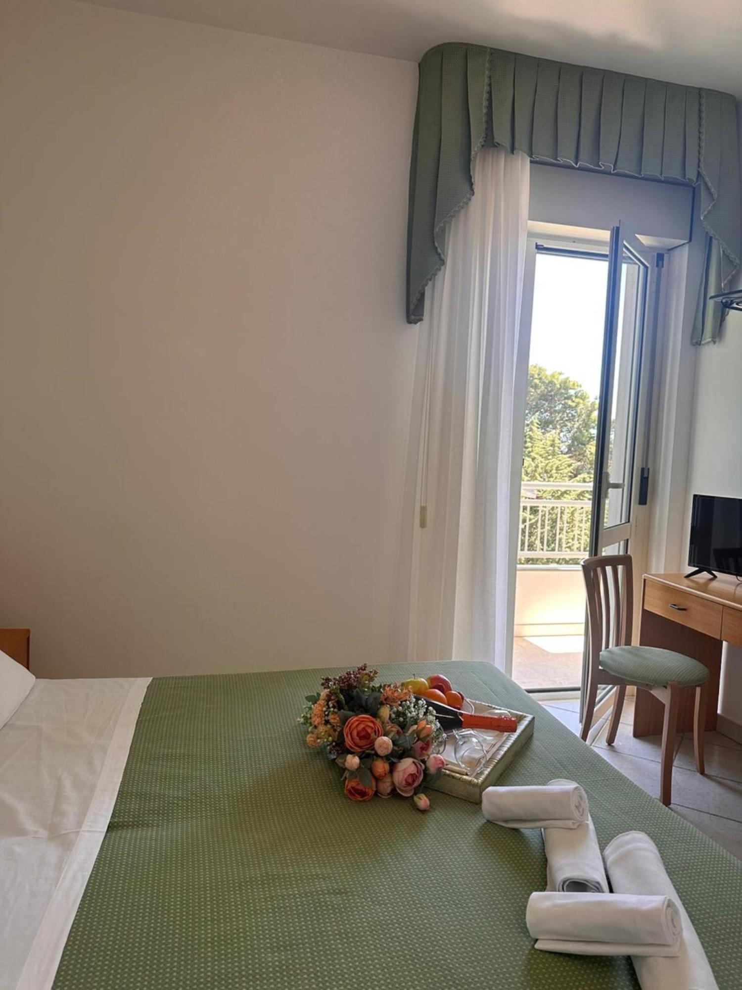Hotel San Francesco Σαν Τζιοβάνι Ροτόντο Εξωτερικό φωτογραφία